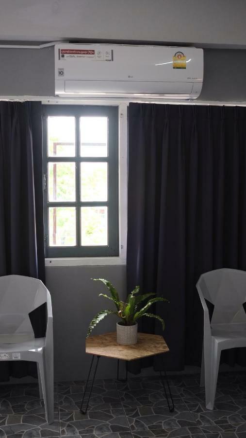 Soundsleep Hostel Chiang Rai Exteriör bild
